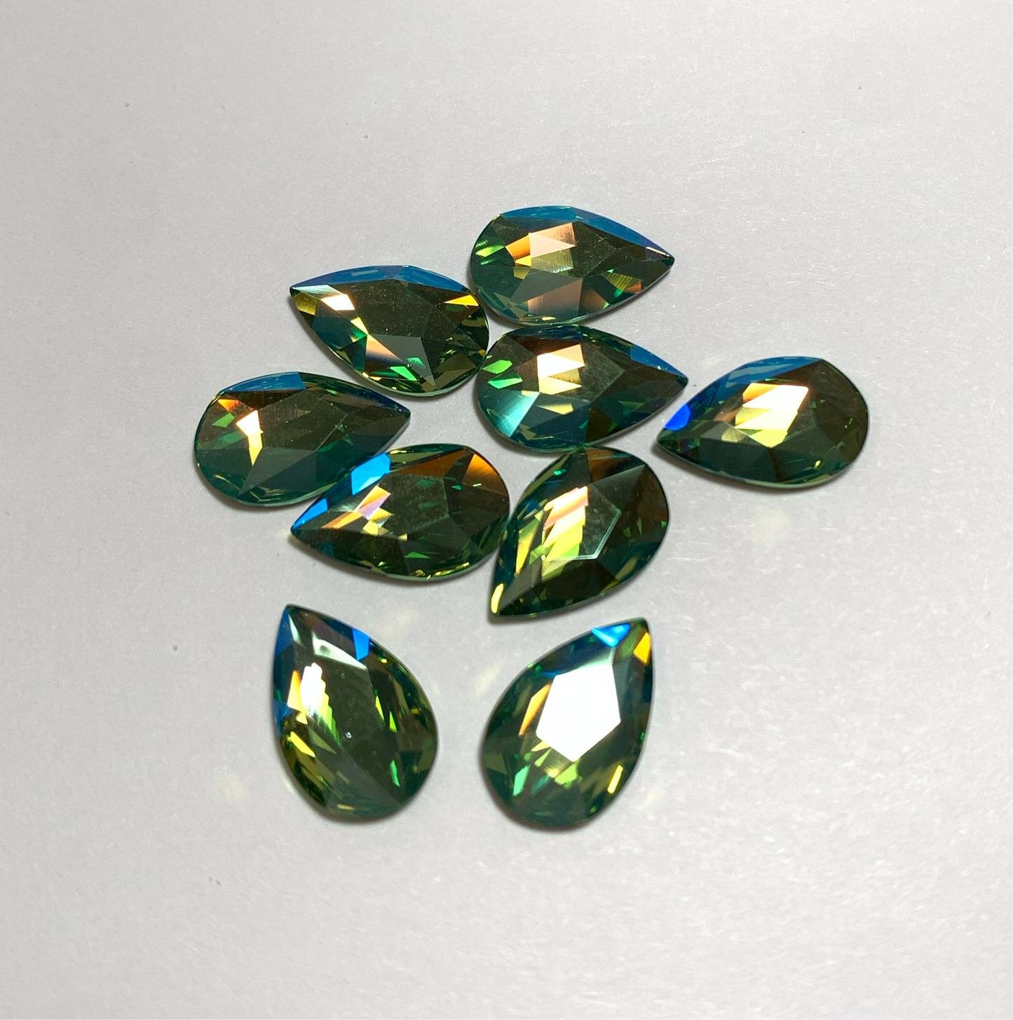 2303 pear peridot ab