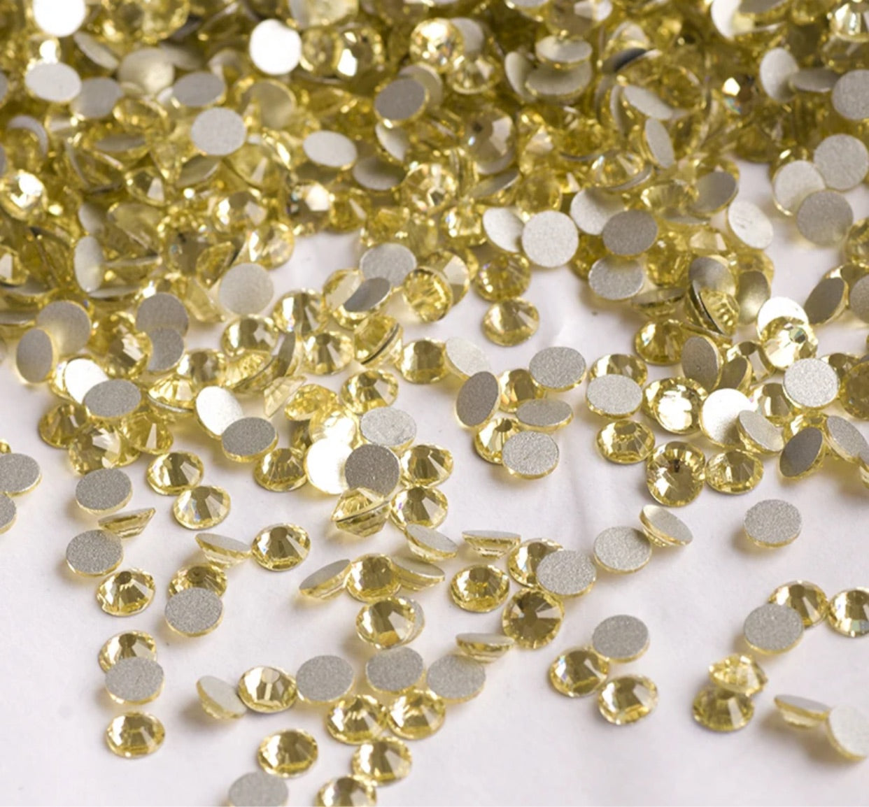 Luxury crystals Jonquil ss10