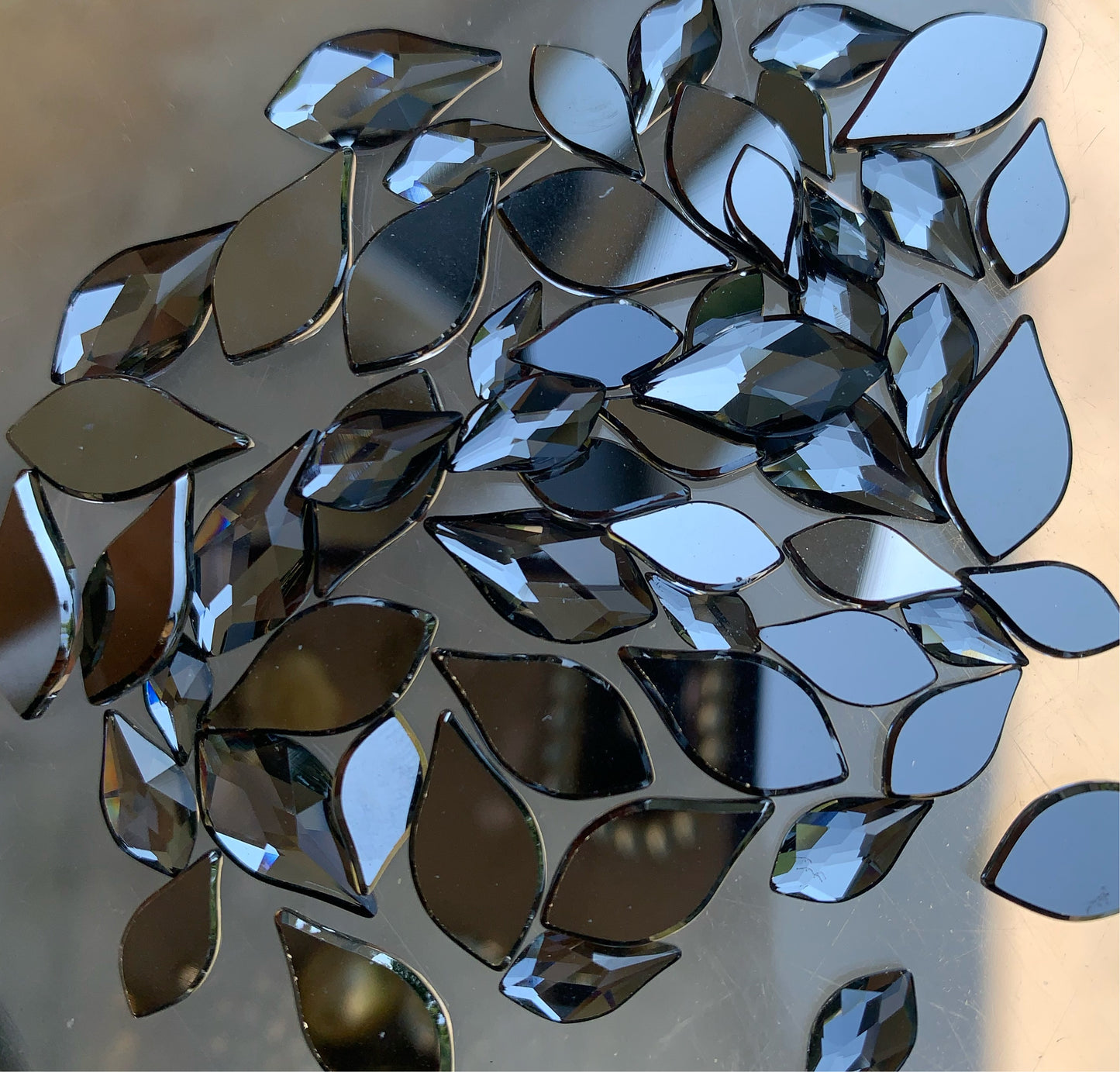 2205 Black diamond flame shape