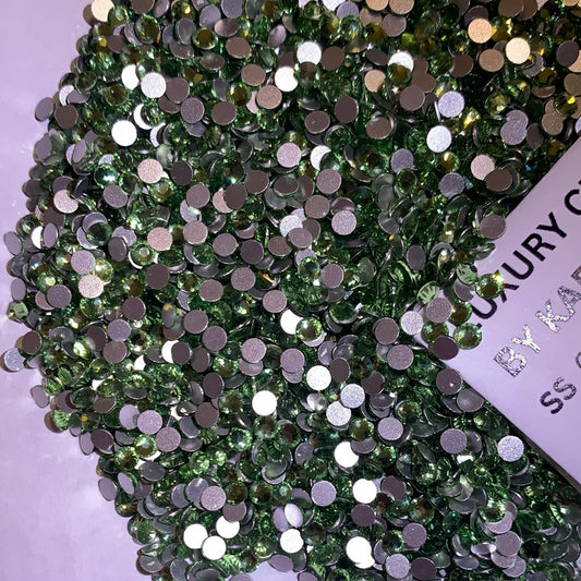 Luxury crystals peridot